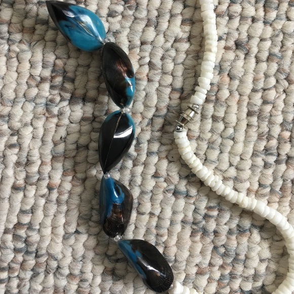 Puka Shell Necklace - Picture 3 of 4